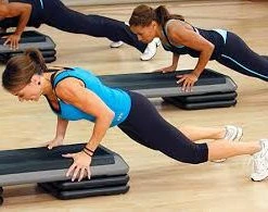 Muscle Mania Fitness MegaStore Conditioning Equipment SPECIAL - Aerobic Step With 4 Height Adjustable Blocks, Gym-Grade