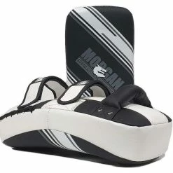 Musclemania-fitness Morgan Aventus V2 Curved Thai Pads - Pair