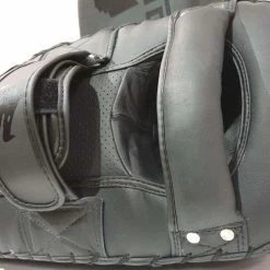 Musclemania-fitness MMA COMBAT Morgan B2 Bomber Thai Pads